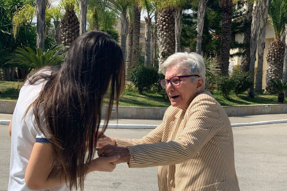 Assistance à la marche d'un résident