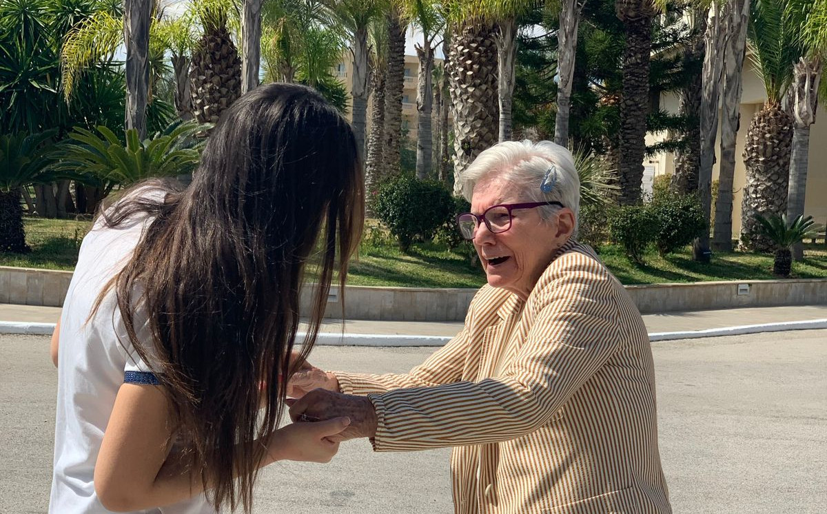 Assistance à la marche d'un résident